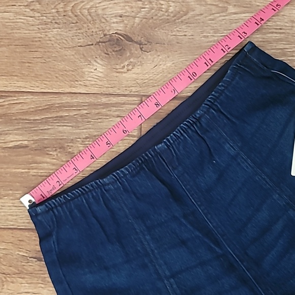 No boundaries Super High Rise Flare Jeans Woman Size M 7-9 - Picture 3 of 8